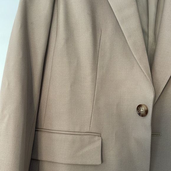 Aritzia Babaton Agency blazer, XXS, taupe beige - Picture 4 of 6